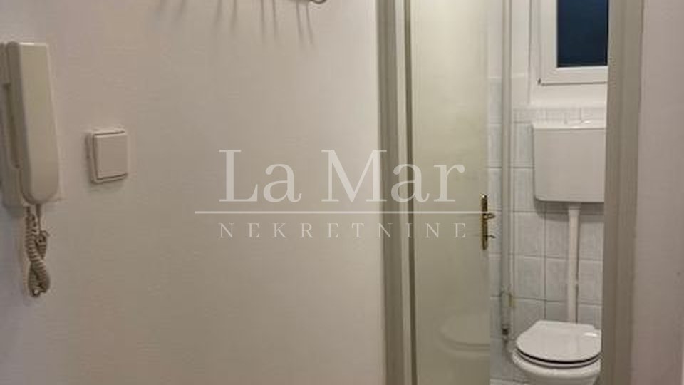 Apartment, 36 m2, For Rent, Zagreb - Medveščak