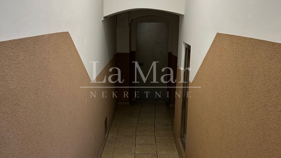 Wohnung, 49 m2, Vermietung, Zagreb - Donji Grad