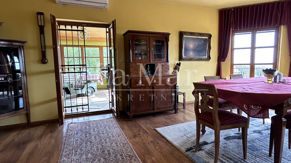 House, 327 m2, For Sale, Zagreb - Borčec