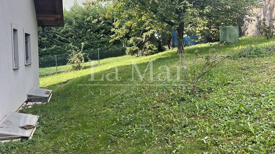 House, 327 m2, For Sale, Zagreb - Borčec