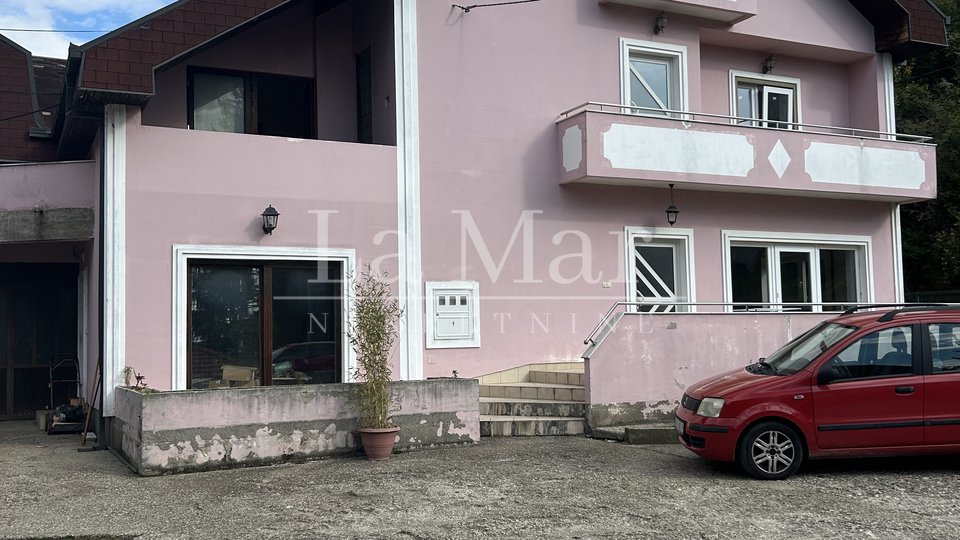 House, 480 m2, For Sale, Zagreb - Jesenovec