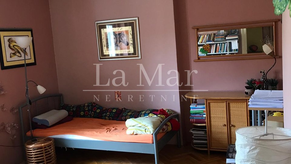 RIJEKA (centar) - obiteljski 4s stan, 152m2. Agencijska preporuka