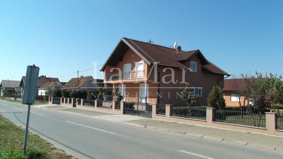 Land, 33850 m2, For Sale, Vinkovci